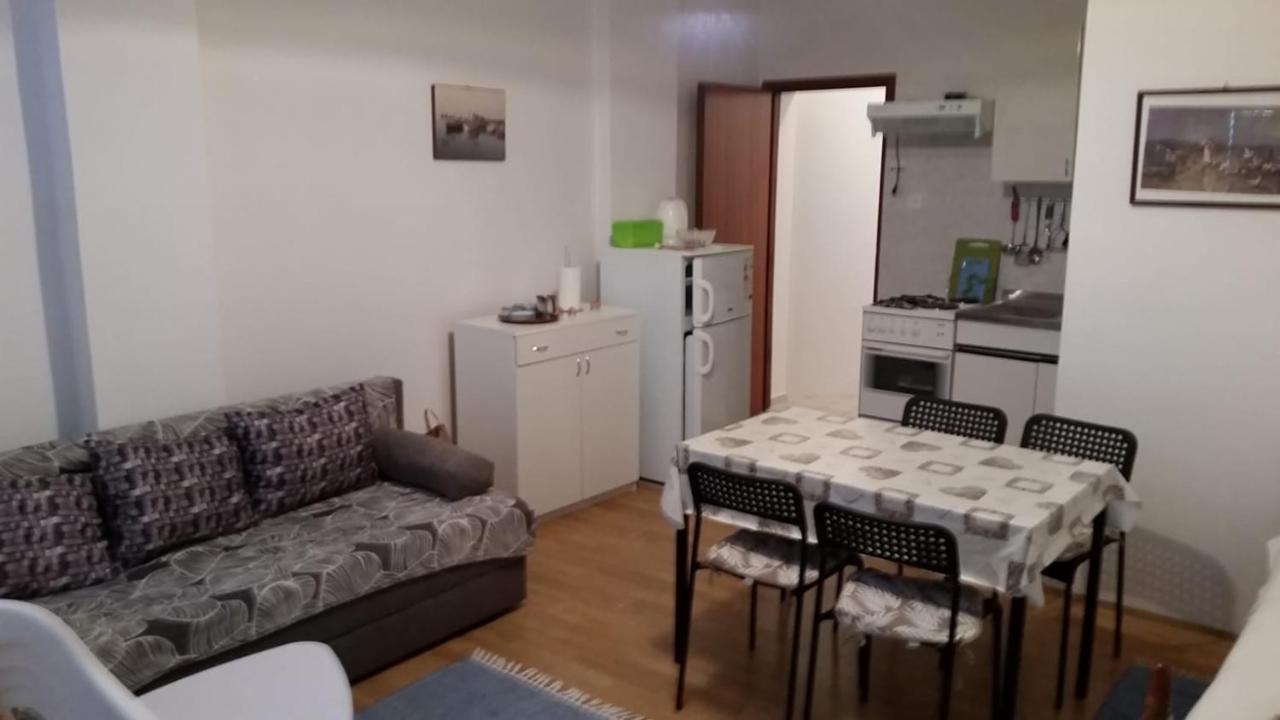 Apartment Meri 2Nd Floor Dramalj Esterno foto